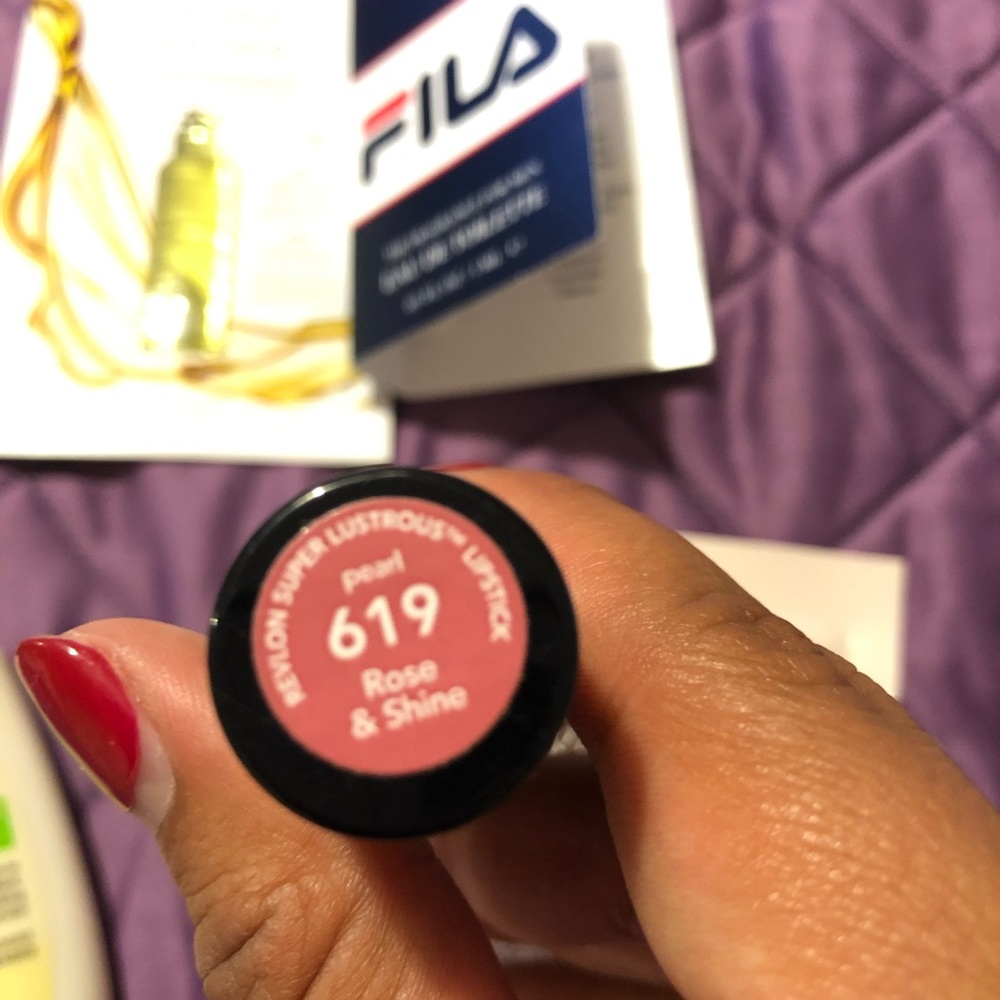 Beauty bundle 2! - Picture 3 of 3
